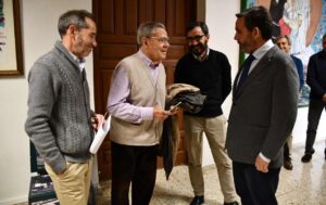 Joaquín Romera (derecha), con el hijo de Luis Moreno Nieto.