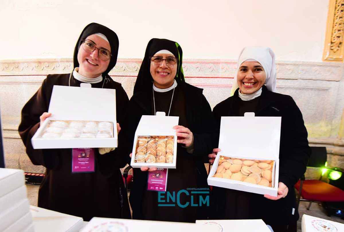 Imagen de archivo de algunas de las religiosas que elaboran dulces en Toledo. Foto: Rebeca Arango