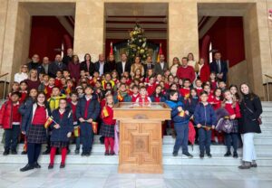 Foto de familia de la lectura de la Constitución en la Diputación de Toledo.