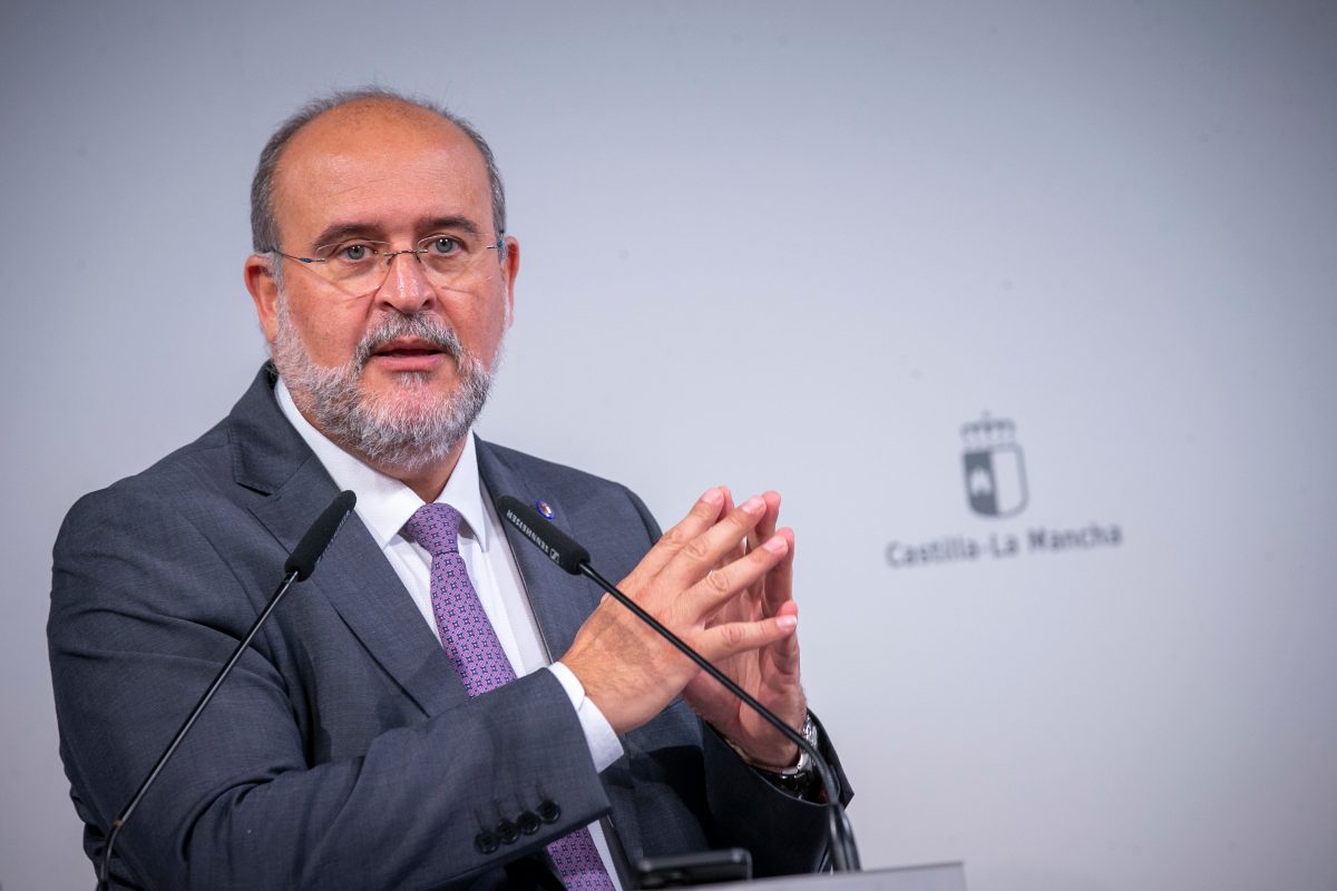 El vicepresidente primero del Gobierno regional, José Luis Martínez Guijarro.
