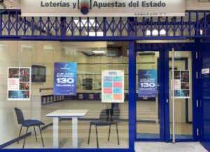 Administración de lotería de Ocaña donde cayó parte del primer premio.