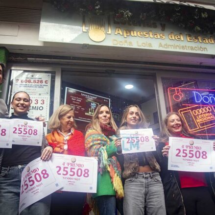 Administración Doña Lola, Toledo. Foto: Rebeca Arango.