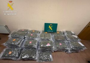Se contabilizaban alrededor de 150 paquetes de marihuana.