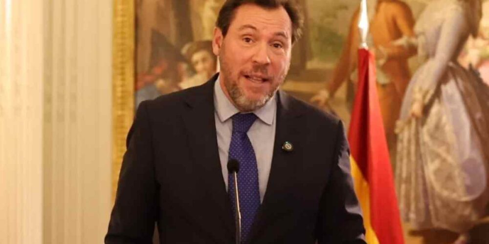 El ministro de Transportes y Movilidad Urbana, Óscar Puente.