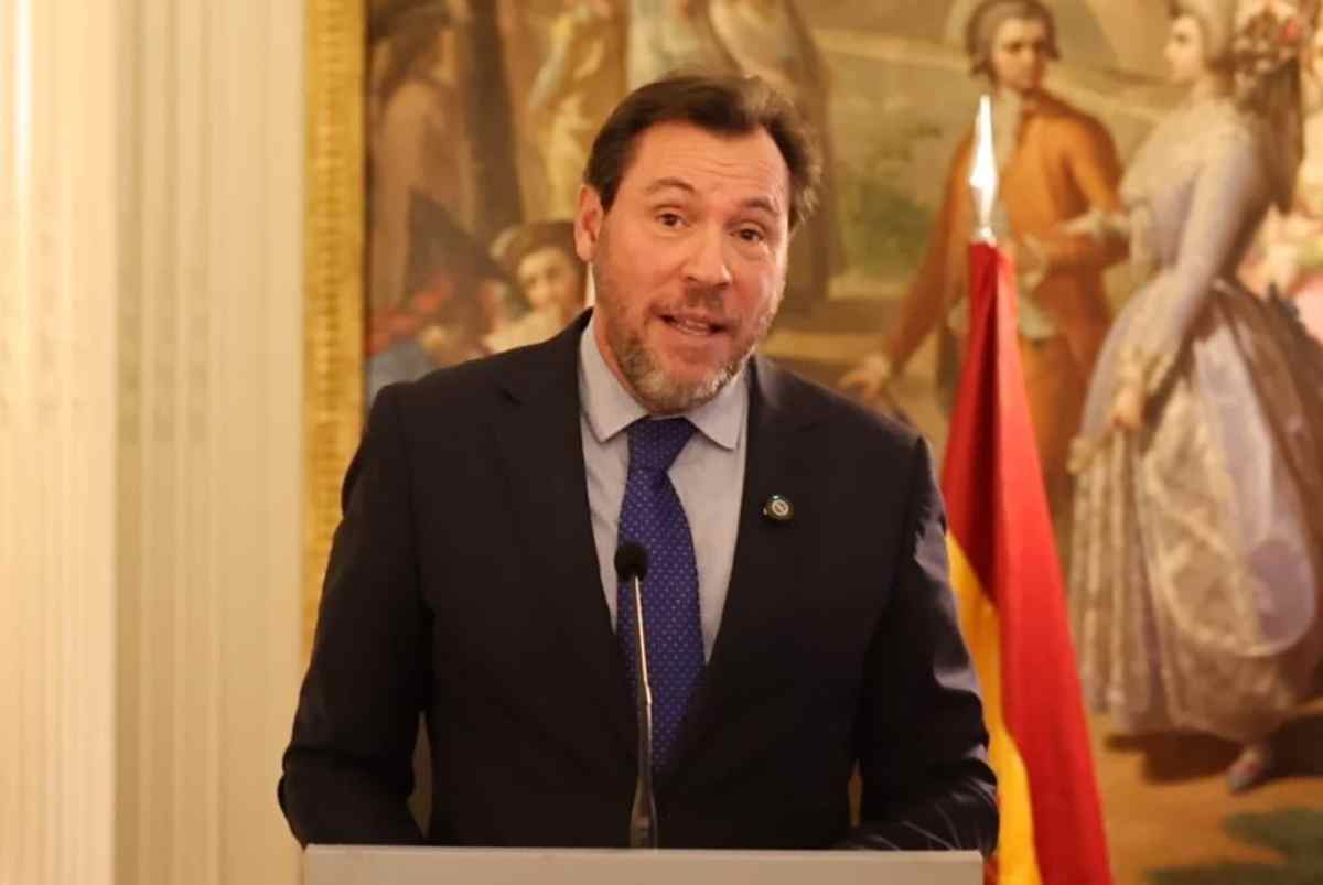 El ministro de Transportes y Movilidad Urbana, Óscar Puente.