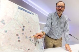 Plan desfibriladores Roberto Narro