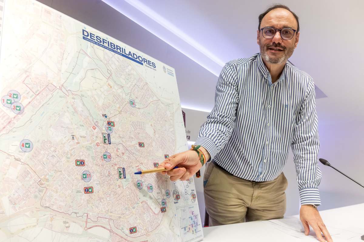 Plan desfibriladores Roberto Narro