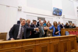 El Gobierno de Page celebra la aprobación de los Presupuestos para 2026.