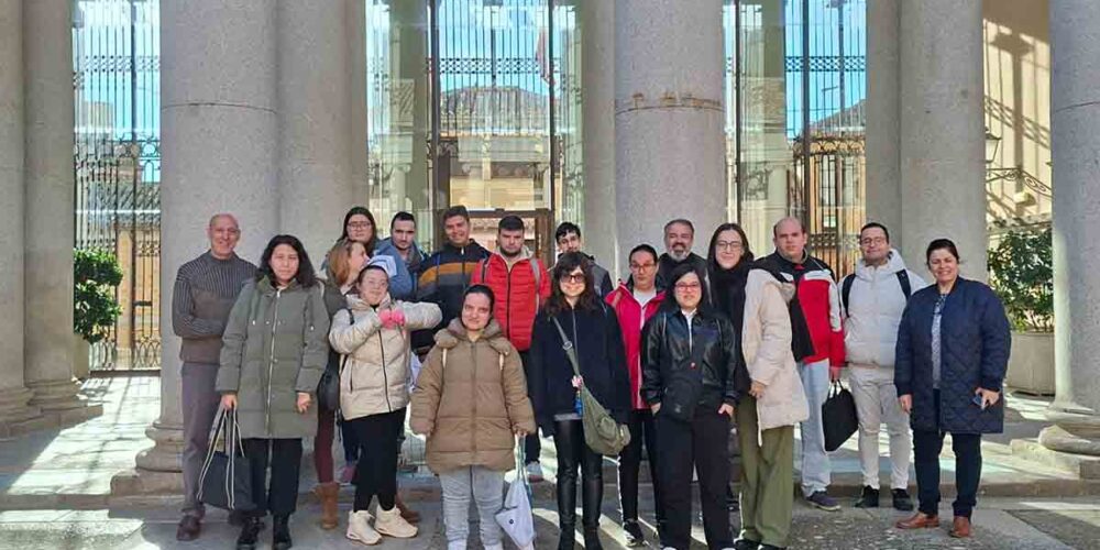 Foto de familia del programa de formación profesional inclusiva