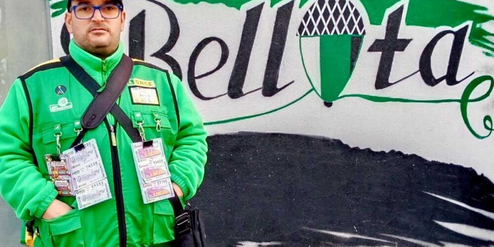 Carlos Orozco, vendedor de la ONCE en Yuncler (Toledo)