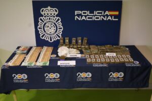 Droga y dinero intervenido por la Policía Nacional de Albacete