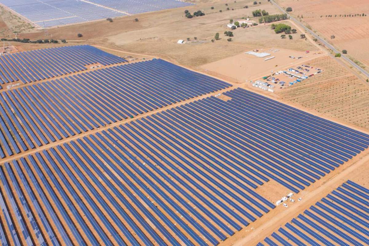 Imagen de una planta solar en el término municipal de Puertollano