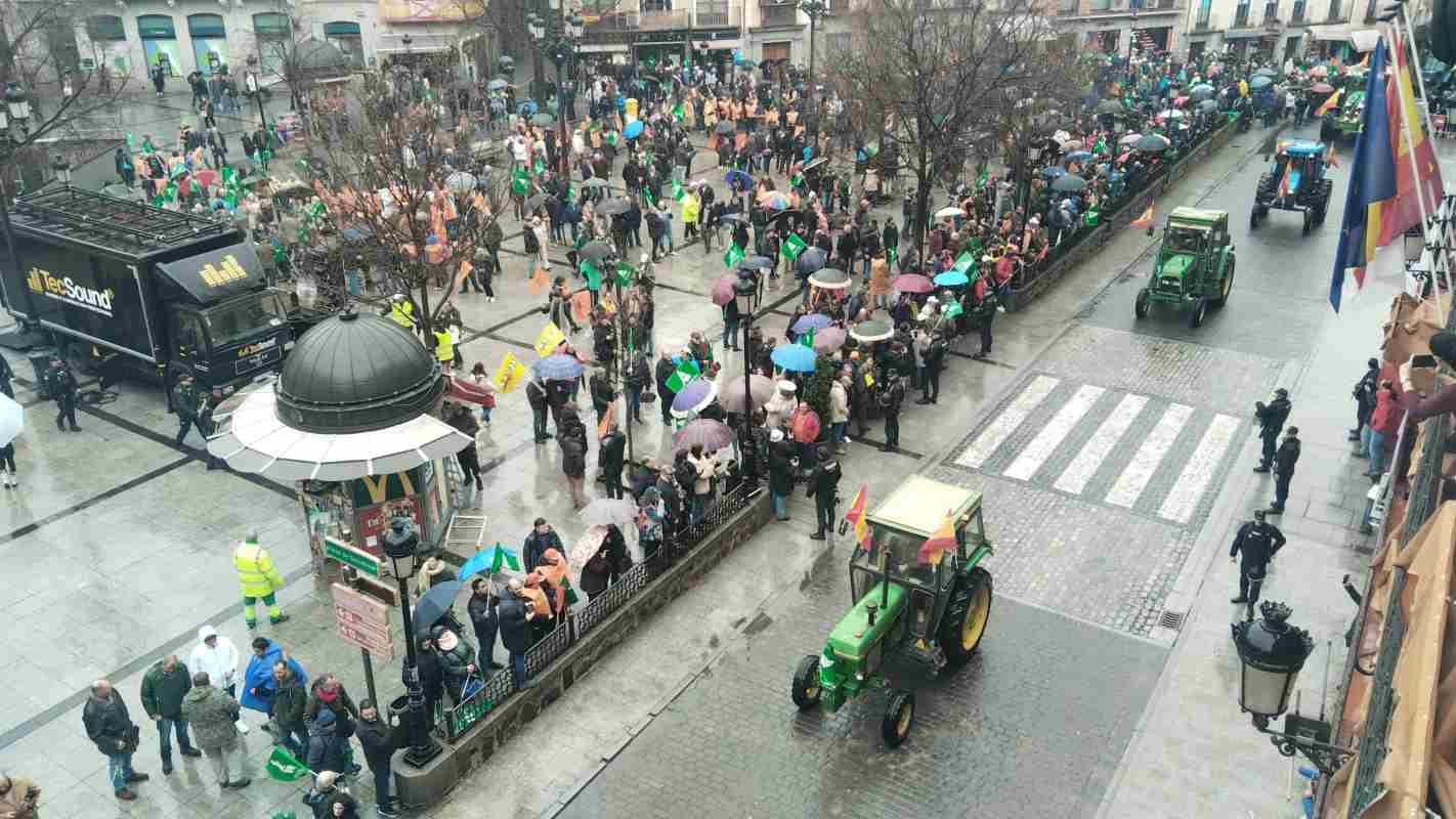 Llegada de los tractores a la Plaza de Zocodover. Foto: Rebeca Arango.