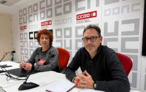 Maribel Cabañero y Juan Carlos García, de CCOO.