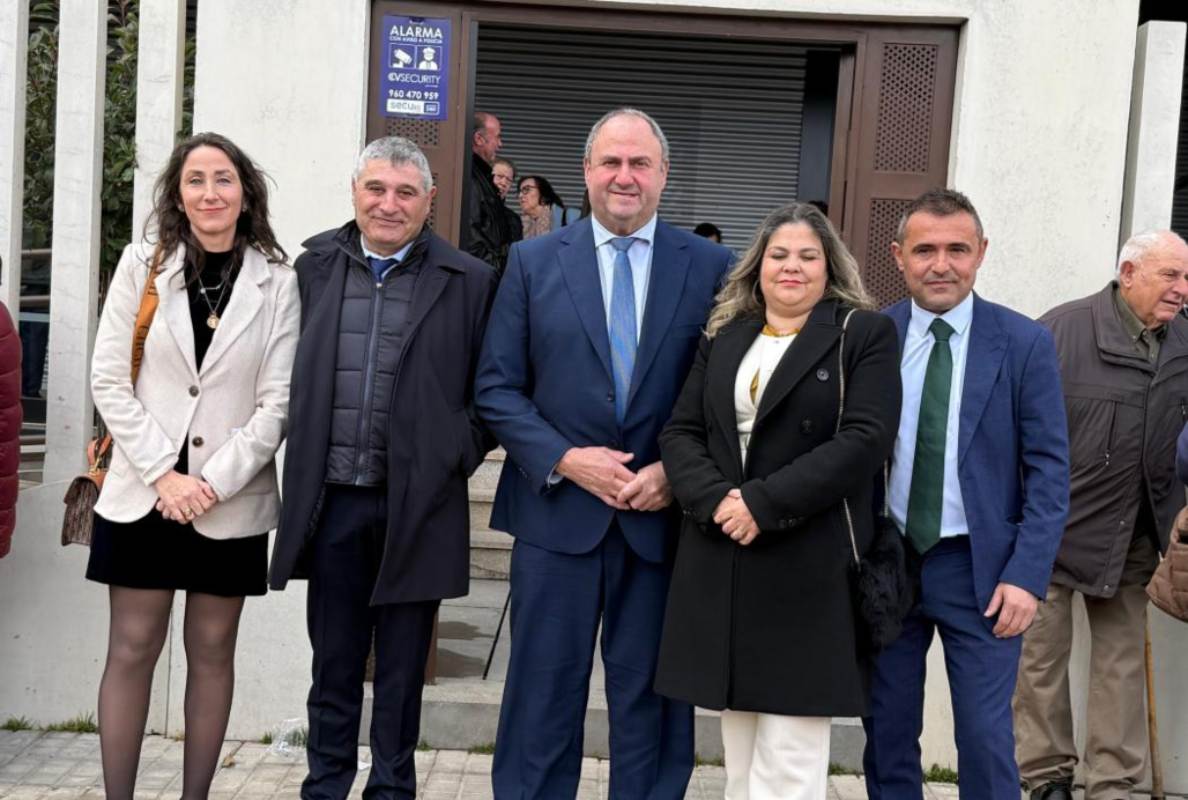 El consejero de Agricultura en Consuegra (Toledo)