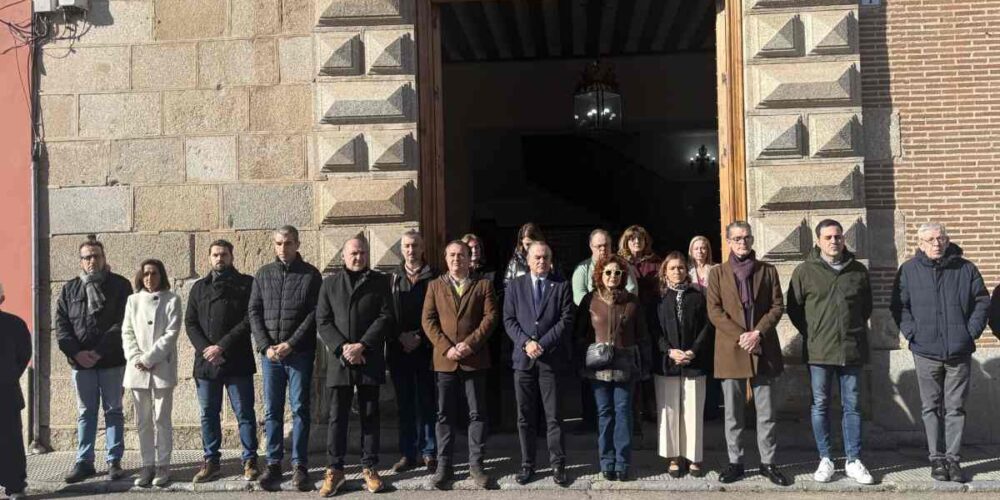 Minuto de silencio en Talavera tras el accidente ferroviario
