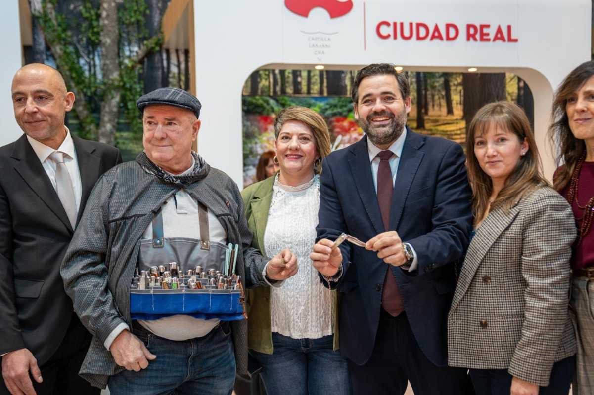 Paco Núñez visitó Fitur en el Día de Albacete.