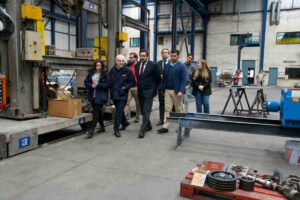 Visita de Paco Núñez a una empresa de Torrijos.