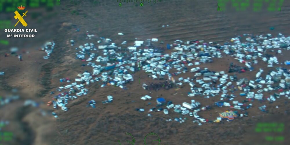 'Rave' en el embalse del Cenajo, en Férez (Albacete). Foto: Guardia Civil