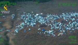 'Rave' en el embalse del Cenajo, en Férez (Albacete). Foto: Guardia Civil