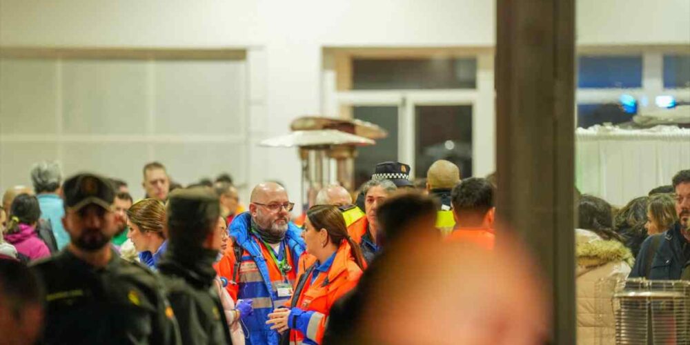 Pabellón habilitado en Adamuz para atender a los afectados por el accidente.