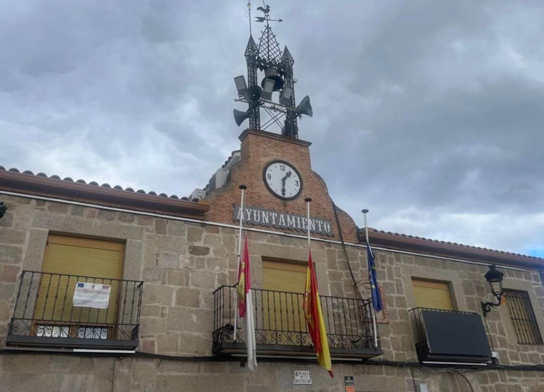 El Ayuntamiento de San Román de los Montes (Toledo)