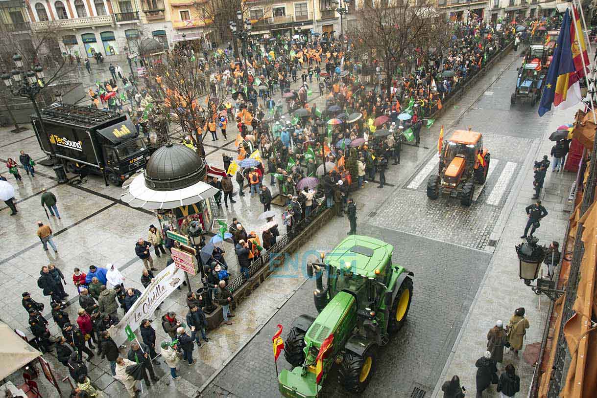 Llegada de los tractores a la Plaza de Zocodover. Foto: Rebeca Arango.