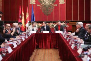 Mesa redonda en Toledo por la paz en Gaza.