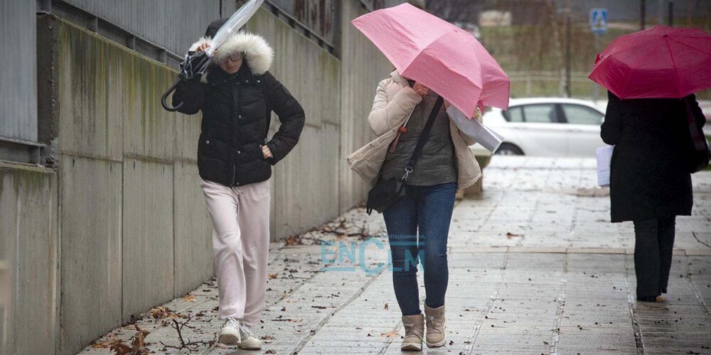 Lluvia y fuerte viento durante el paso de borrasca Kristin por Toledo. Foto: Rebeca Arango.