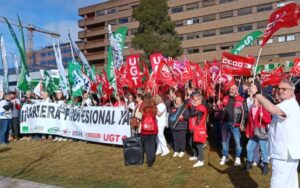 Exigen la carrera profesional sanitaria en el Hospital General Universitario de Albacete