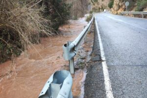 Carretera afectada en Albacete por las crecidas. Foto: JCCM