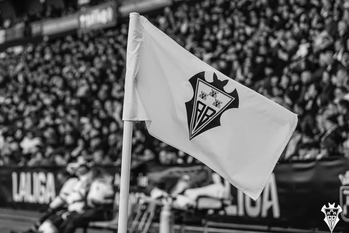 Bandera del Albacete Balompié en el estadio Carlos Belmonte. Foto: Albacete BP