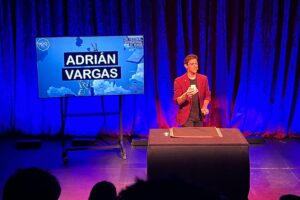 Adrián Vargas, mago