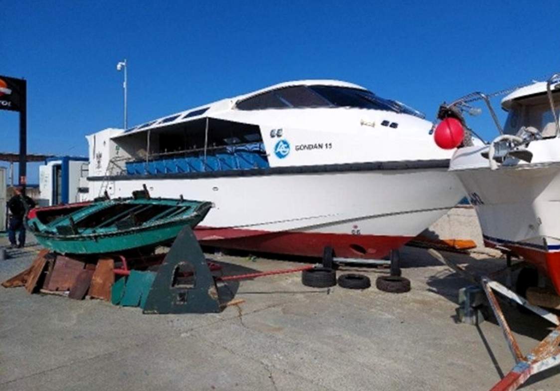 Foto de archivo del barco de Ciudad de Vascos.