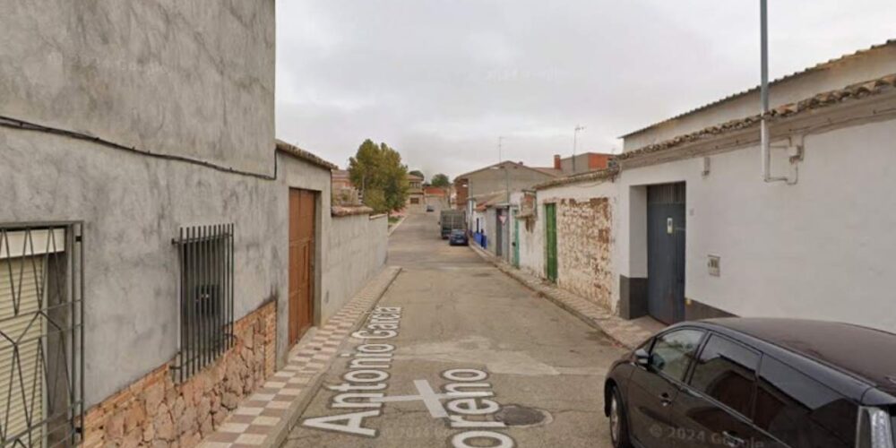 Calle de Camuñas donde se produjo un accidente doméstico mortal.