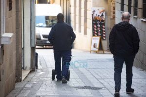 Trabajador, empleo, carga y descarga. Foto: Rebeca Arango.