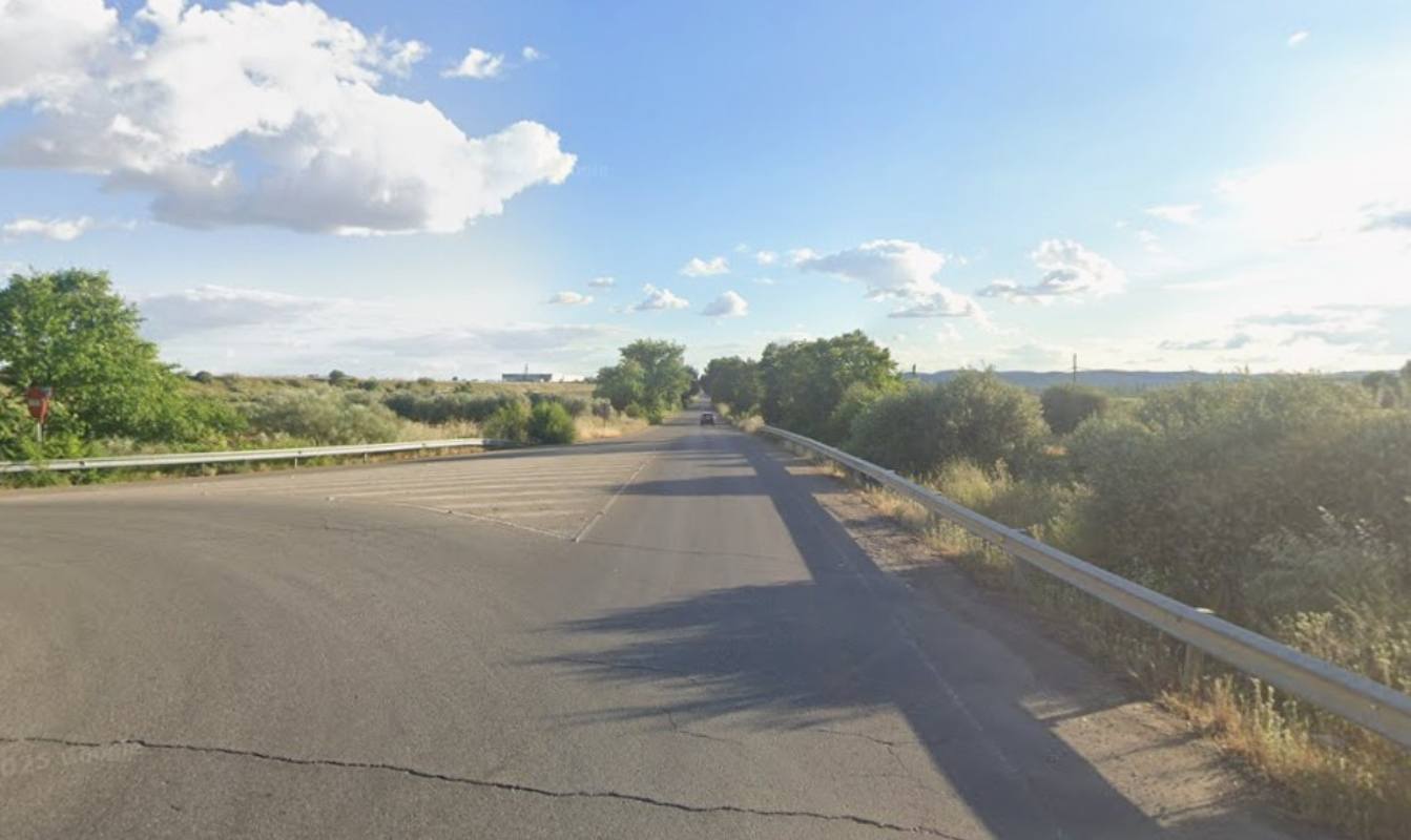 La CM-4114 a su paso por Malagón.