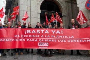 Concentración de trabajadores de La Caixa en Toledo
