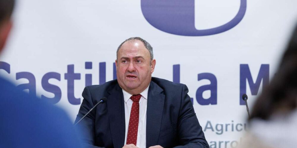 El consejero de Agricultura, Ganadería y Desarrollo Rural, Julián Martínez Lizán. (Fotos: D. Esteban González // JCCM)