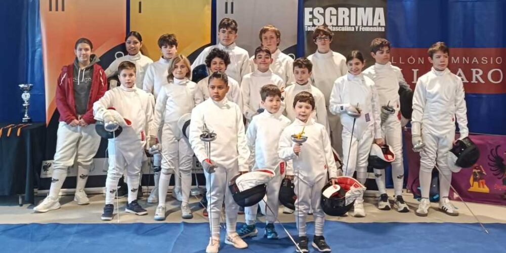Deportistas del Club Esgrima Toledo.