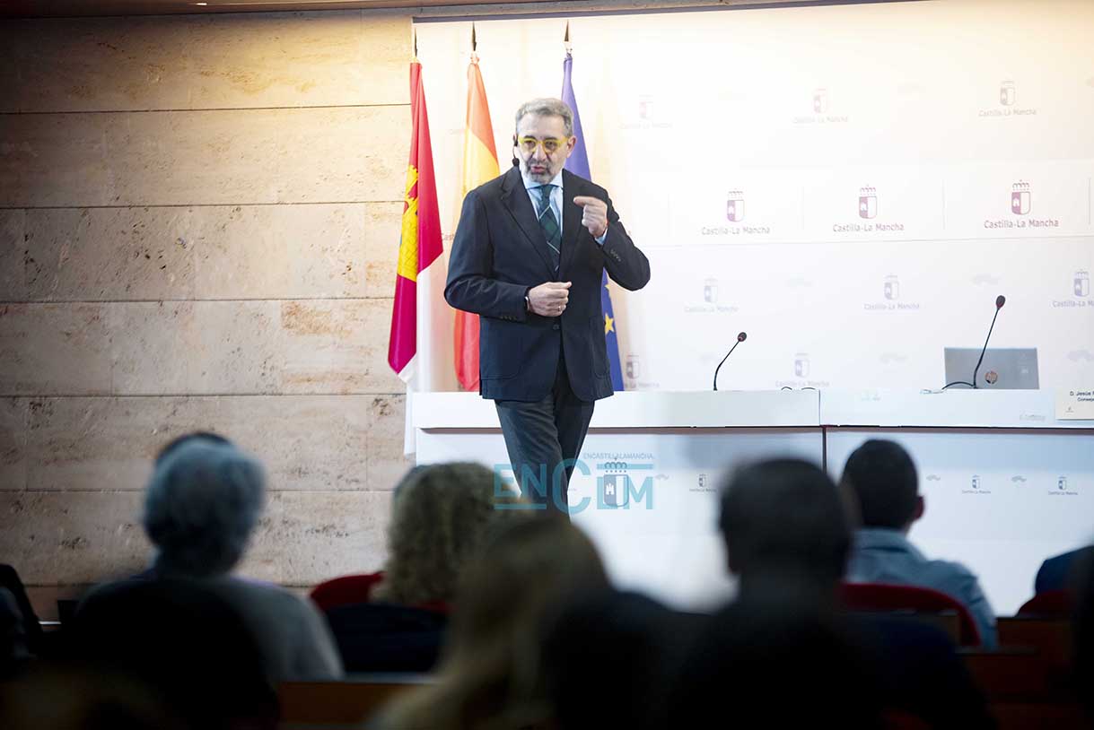 El consejero de Sanidad, Jesús Fernández Sanz.