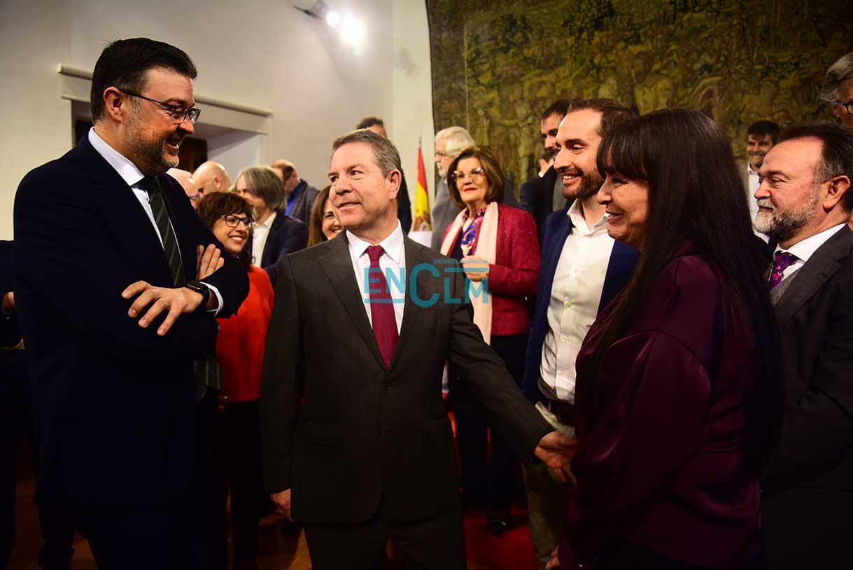 Emiliano García-Page y Amador Pastor tras la presentación del Plan Regional de Investigación Científica. Foto: Rebeca Arango.