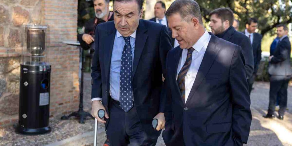 Emiliano García-Page y Pedro J. Ramirez.