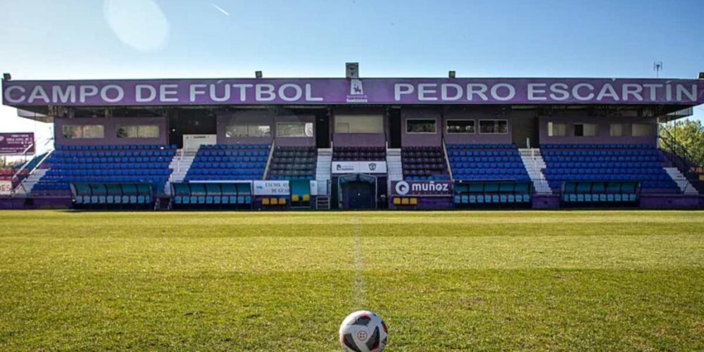 Campo de fútbol "Pedro Escartín".