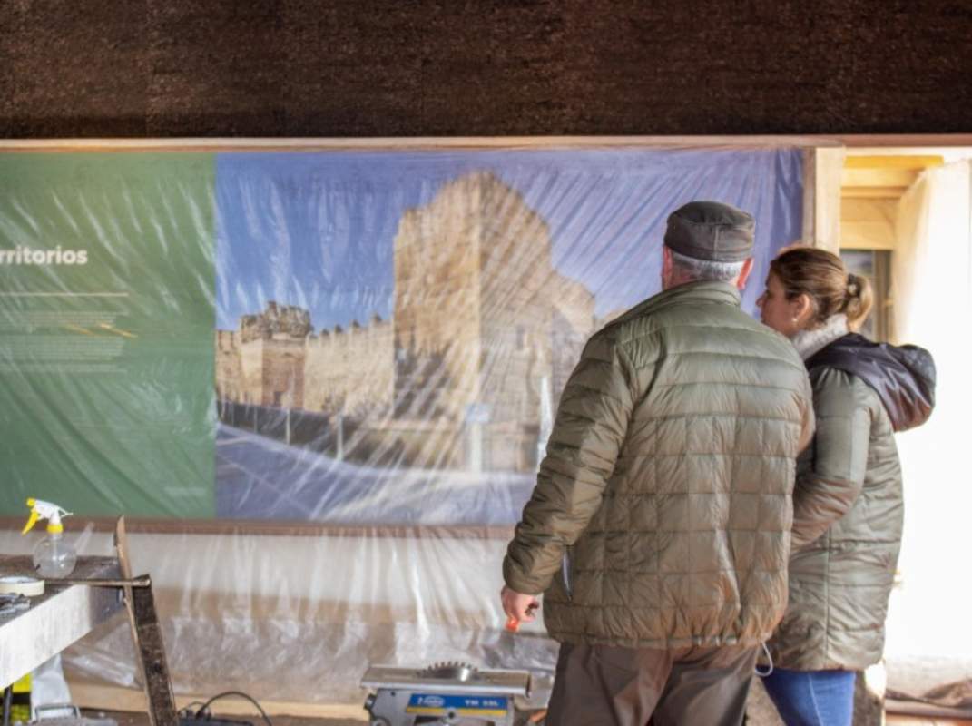 Tita García, durante una visita al centro de interpretación de Ciudad de Vascos.