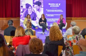 La consejera de Igualdad, Sara Simón, en la presentación  de la campaña ‘Corresponsabilidad es igualdad