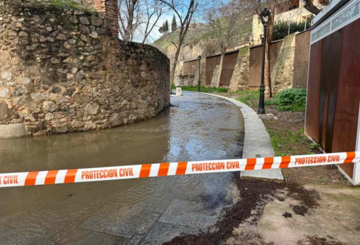 Estado del Tajo a su paso por la senda ecológica tras la borrasca Marta.