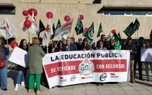 Concentración de los sindicatos CSIF y STAS.