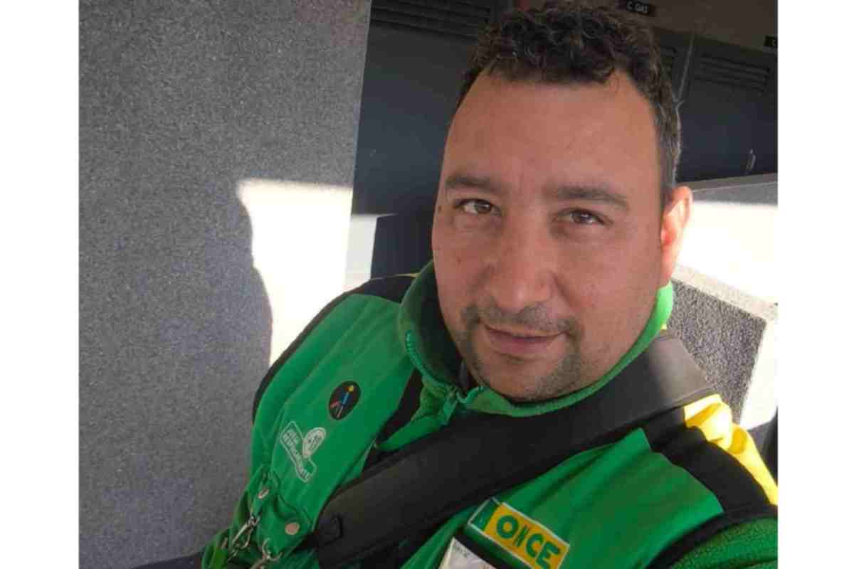 Jaime Gaitán Romero, vendedor de la ONCE en el barrio del Polígono de Toledo.