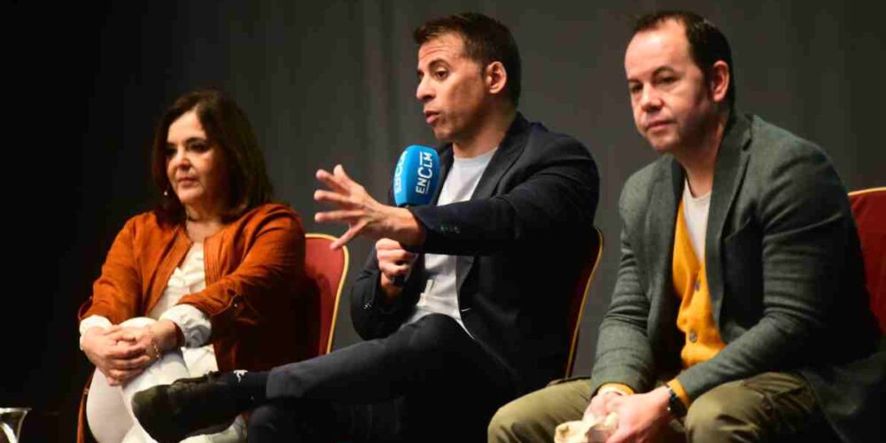 El director general de Deportes, Carlos Yuste. Foto: Rebeca Arango.